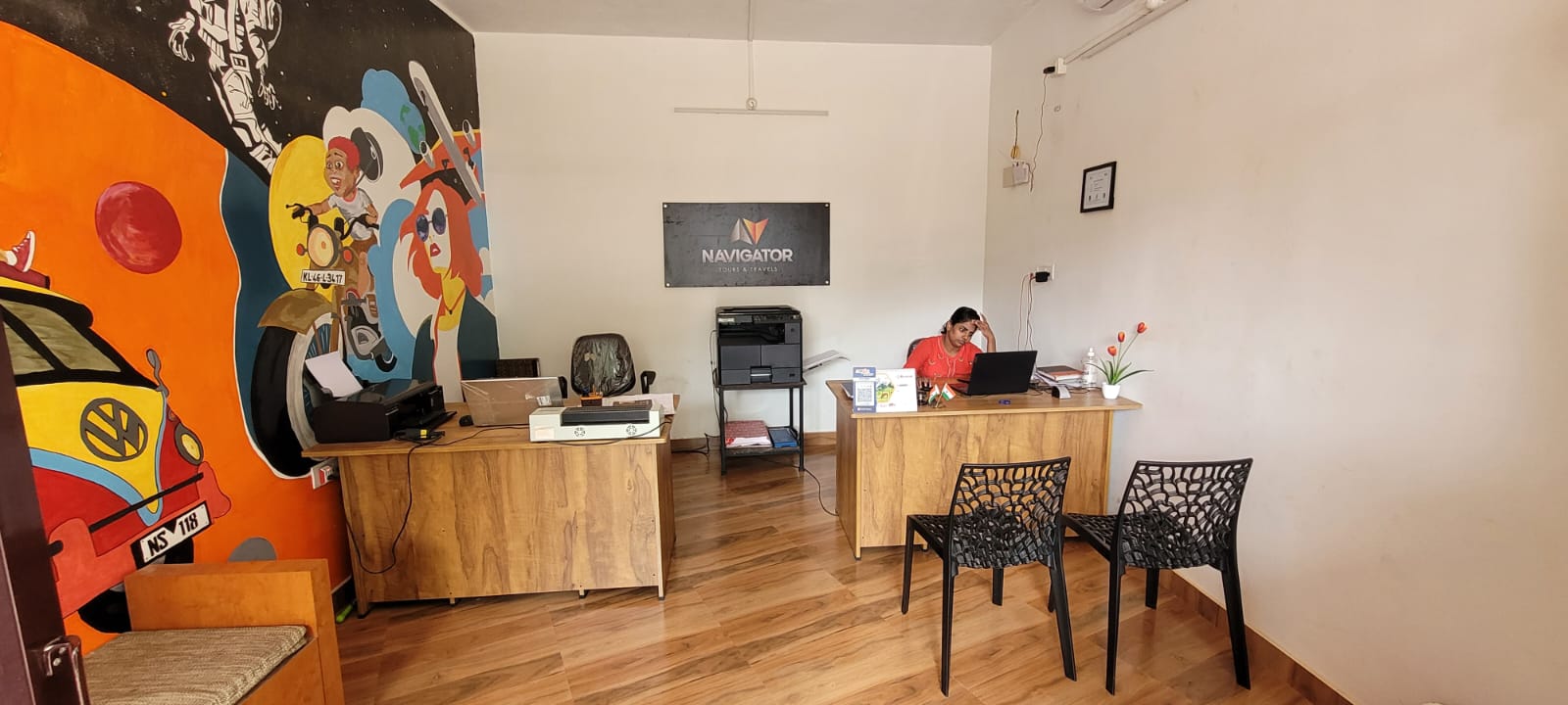 NAVIGATOR TRAVELS & CSC - Center Photo